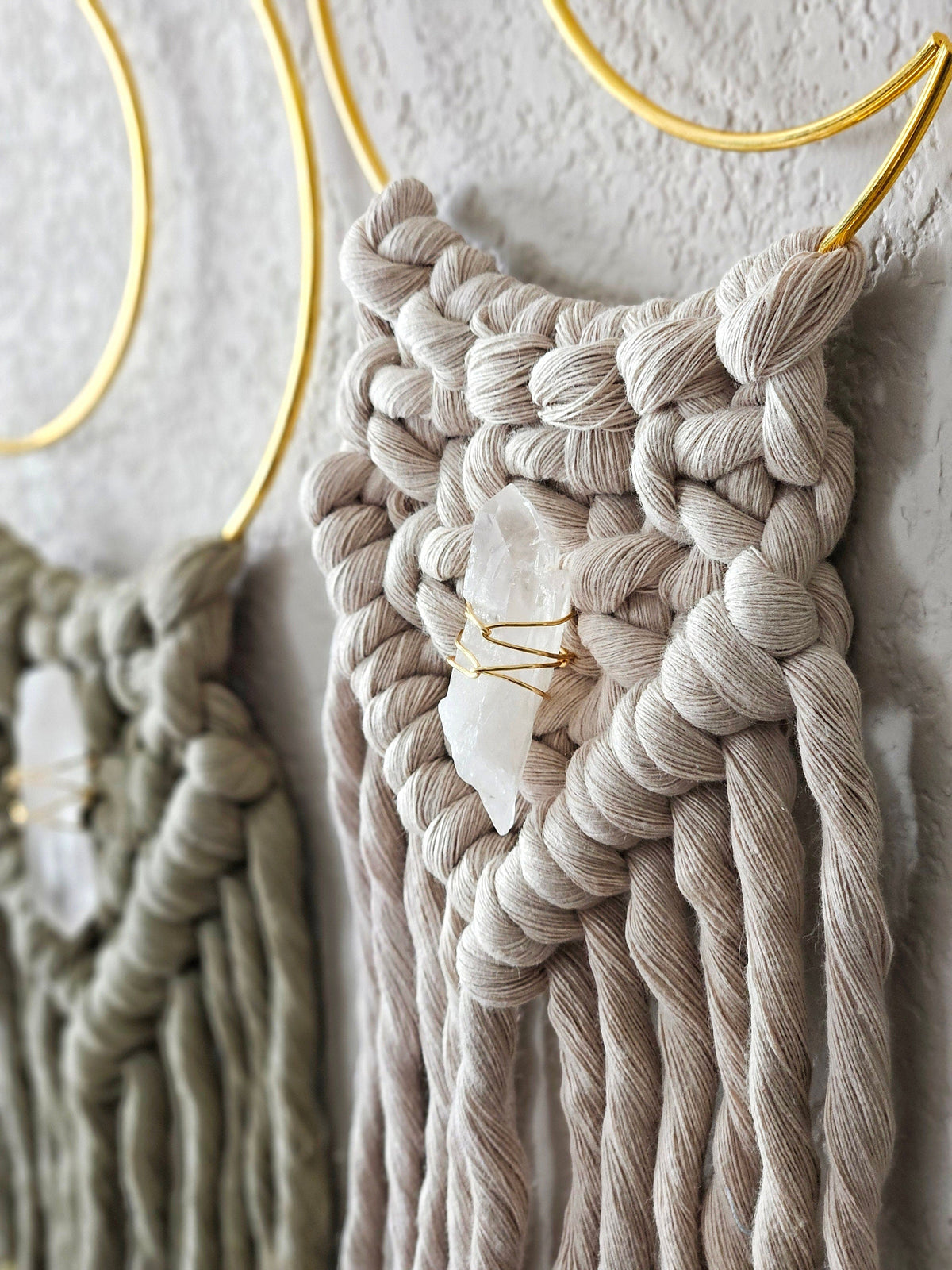 Macrame moon and crystal DIY KIT. Beginner tutorial and materials.